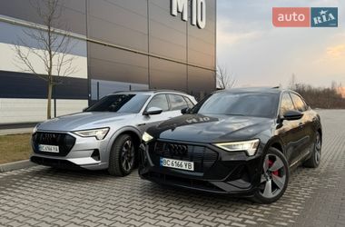 Audi e-tron 2022