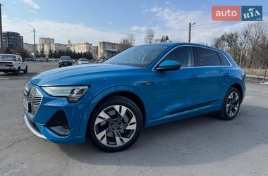 Audi e-tron 2021
