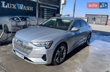 Audi e-tron  2020