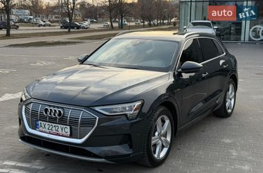 Audi e-tron  2019