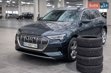 Audi e-tron  2020