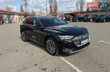 Audi e-tron 2022