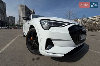 Audi e-tron 2022