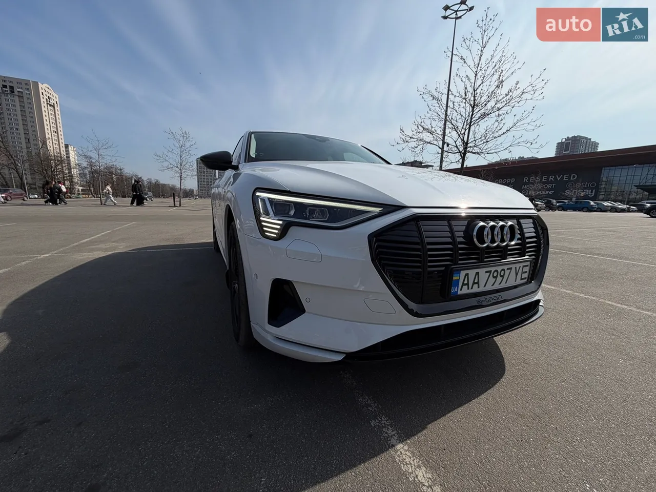 2022 Audi e-tron - мініатюра 2