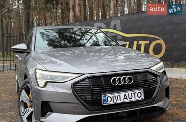 Audi e-tron  2019