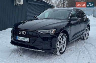 Audi e-tron  2019