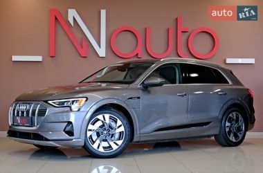 Audi e-tron  2020