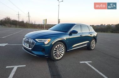 Audi e-tron  2019