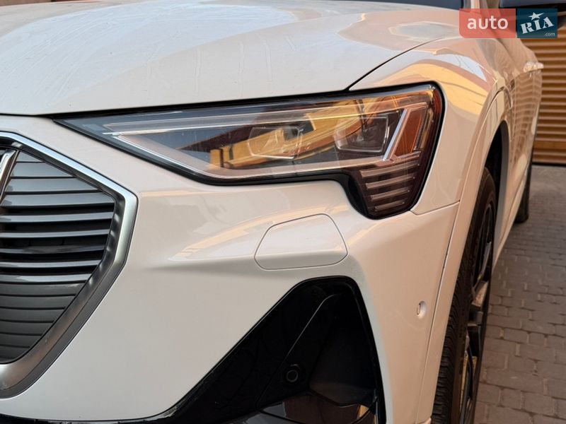 Позашляховик / Кросовер Audi e-tron 2023 в Тернополі фото 5 Позашляховик / Кросовер Audi e-tron 2023 в Тернополі