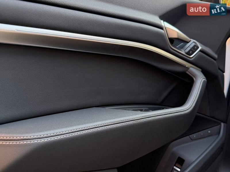 Позашляховик / Кросовер Audi e-tron 2023 в Тернополі фото 10 Позашляховик / Кросовер Audi e-tron 2023 в Тернополі
