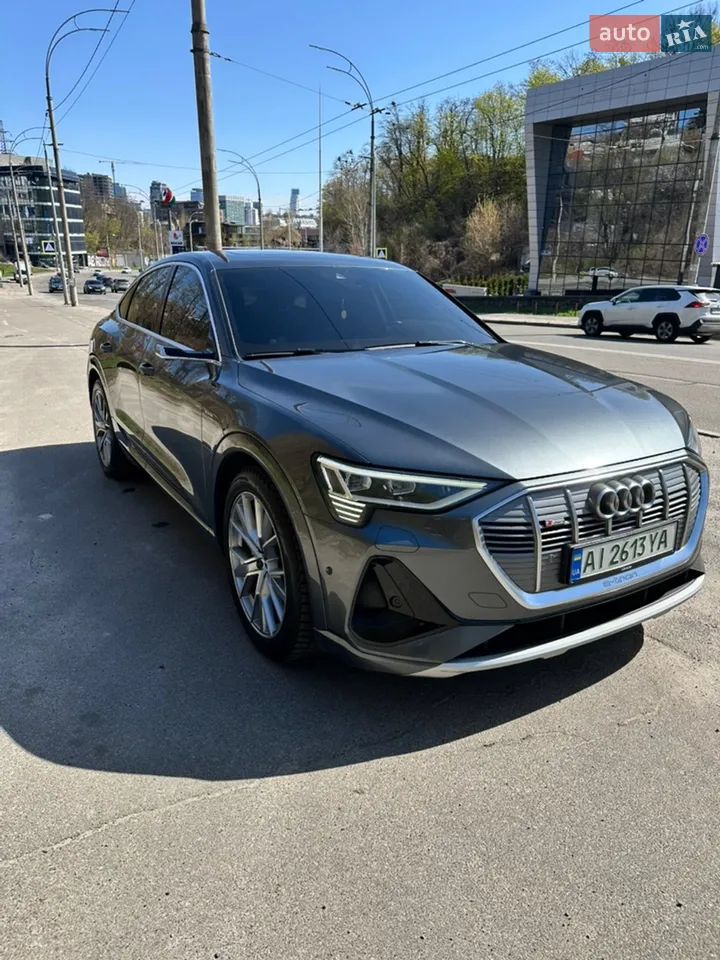 2020 Audi e-tron - мініатюра 3