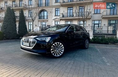 Audi e-tron  2019