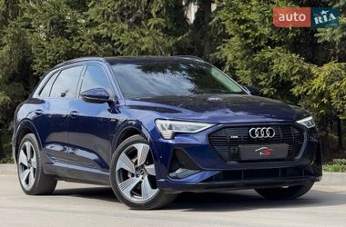 Audi e-tron  2020