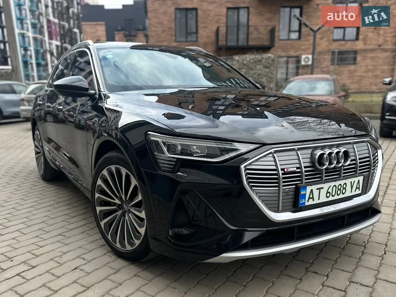 Audi e-tron