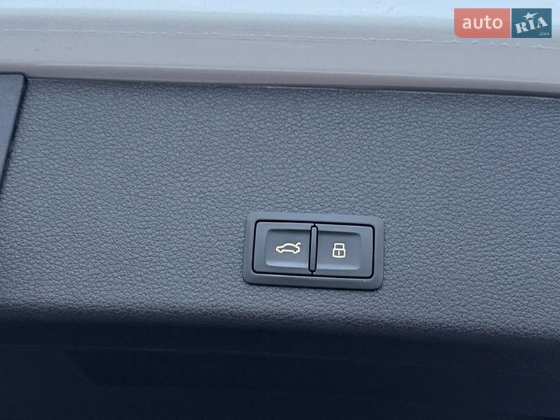 Внедорожник / Кроссовер Audi e-tron 2019 в Полтаве фото 19 Внедорожник / Кроссовер Audi e-tron 2019 в Полтаве