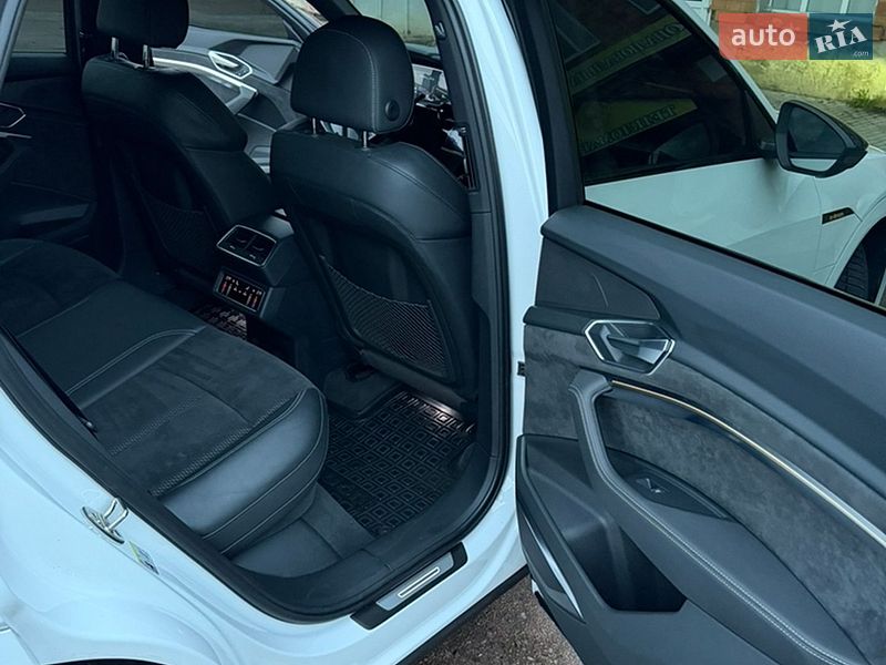 Внедорожник / Кроссовер Audi e-tron 2019 в Полтаве фото 22 Внедорожник / Кроссовер Audi e-tron 2019 в Полтаве