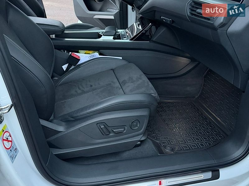 Внедорожник / Кроссовер Audi e-tron 2019 в Полтаве фото 24 Внедорожник / Кроссовер Audi e-tron 2019 в Полтаве
