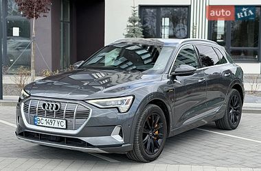 Audi e-tron  2019
