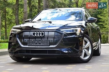 Audi e-tron  2019