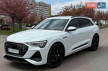 Audi e-tron  2019