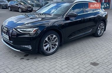 Audi e-tron  2019