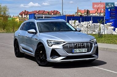 Audi e-tron  2020