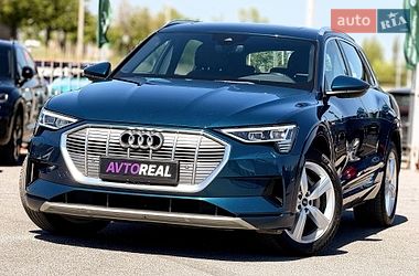 Audi e-tron  2020