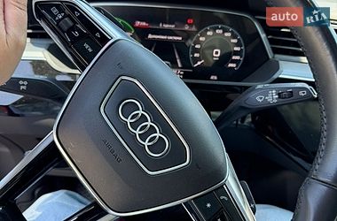 Audi e-tron  2020