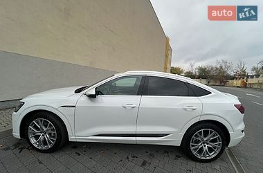 Audi e-tron  2020