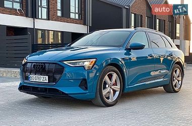 Audi e-tron  2019