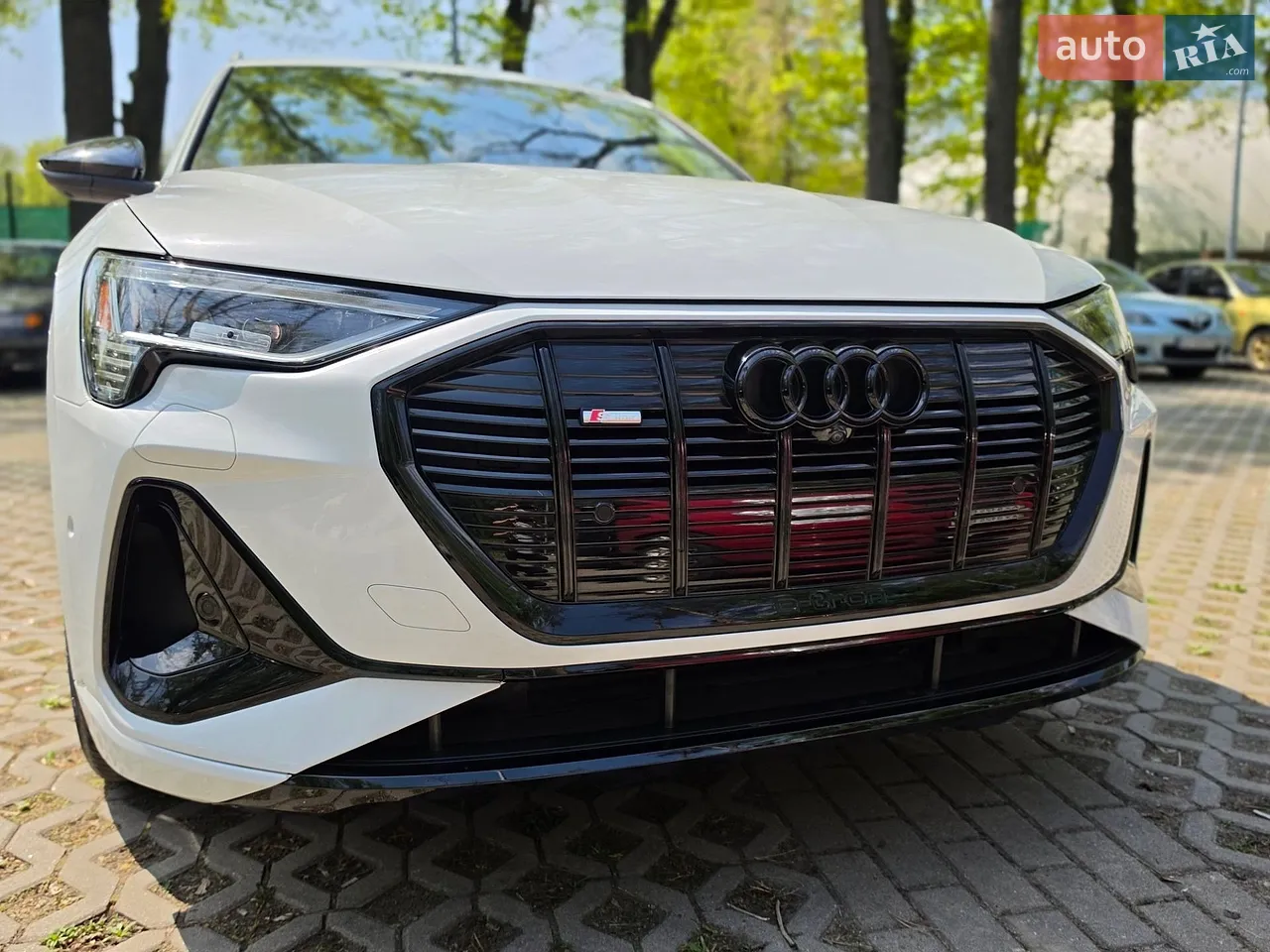 2022 Audi e-tron - мініатюра 3