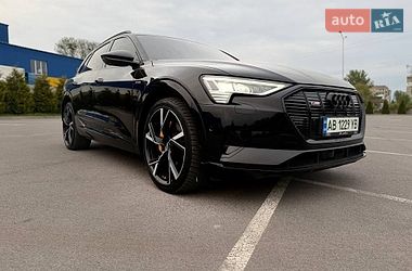 Audi e-tron  2018
