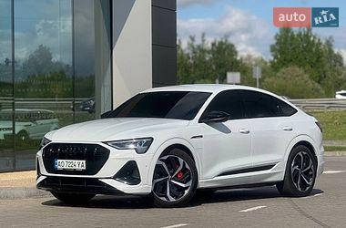 Audi e-tron 2021