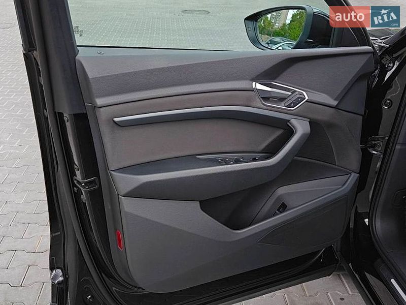 Внедорожник / Кроссовер Audi e-tron 2021 в Виннице
