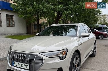Audi e-tron 2021