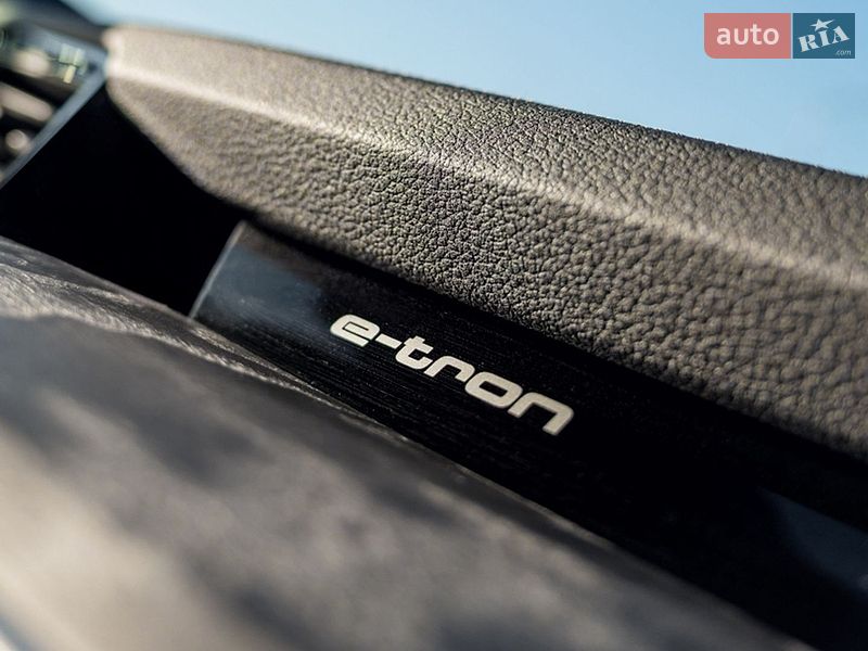 Внедорожник / Кроссовер Audi e-tron 2021 в Виннице