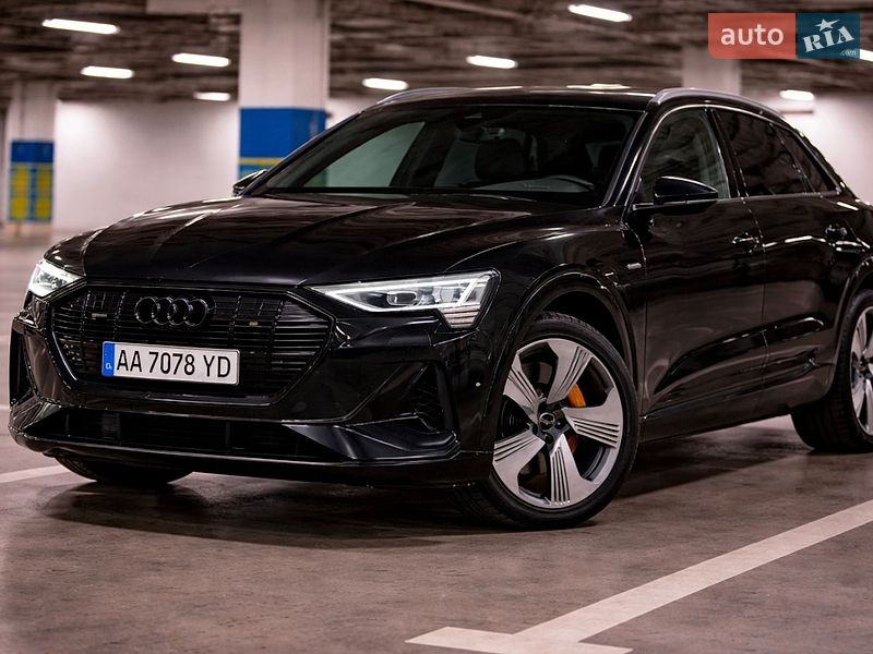 Внедорожник / Кроссовер Audi e-tron 2020 в Киеве