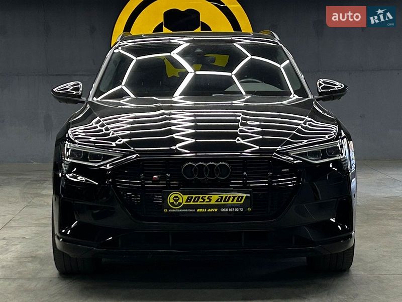 Внедорожник / Кроссовер Audi e-tron 2021 в Черновцах