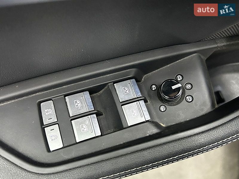 Внедорожник / Кроссовер Audi e-tron 2021 в Черновцах