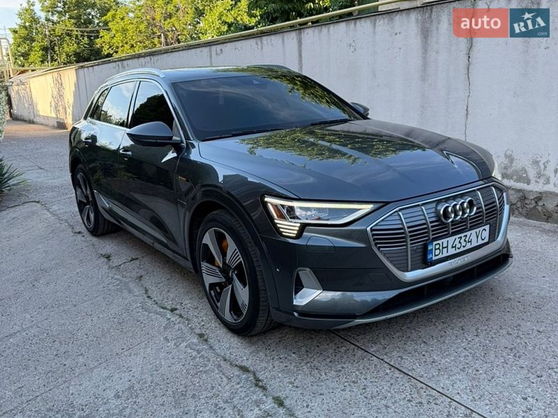 Позашляховик / Кросовер Audi e-tron 2019 в Одесі