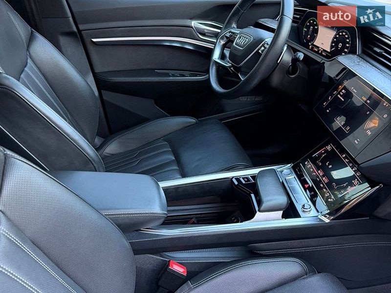 Позашляховик / Кросовер Audi e-tron 2019 в Одесі