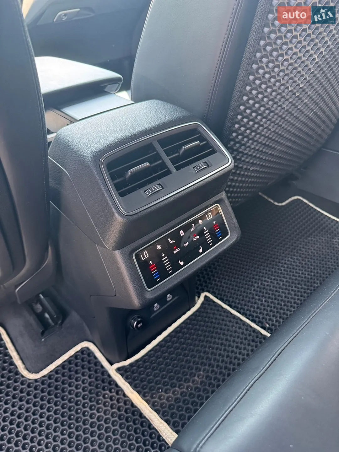 Audi e-tron 2022 VIN WAUZZZGE7NB031984 фото оголошення 21 з 24