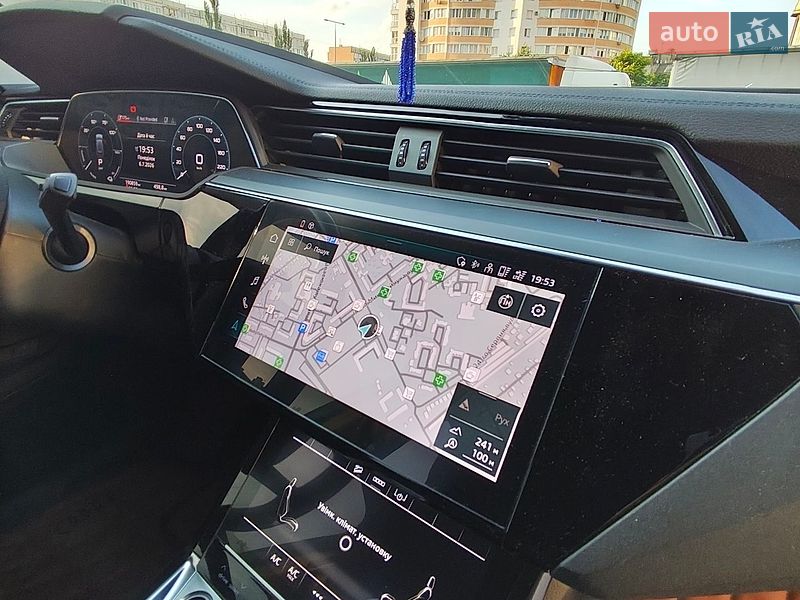 Позашляховик / Кросовер Audi e-tron 2020 в Івано-Франківську