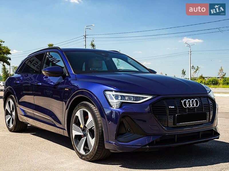 Audi e-tron 2021