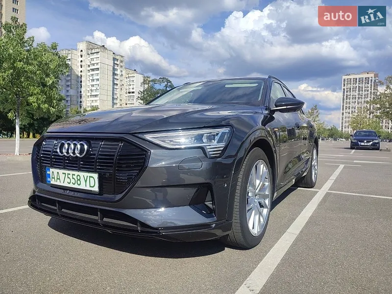 Audi e-tron 2020