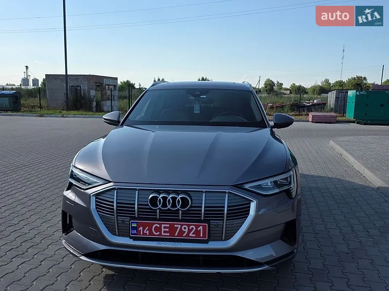 Audi e-tron