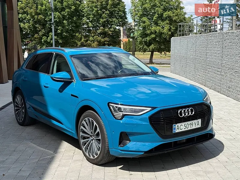 Audi e-tron 2019