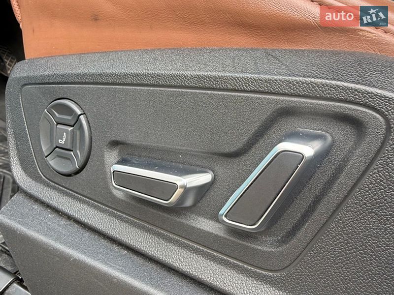 Внедорожник / Кроссовер Audi e-tron 2019 в Львове