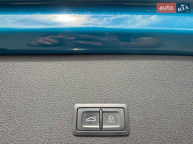 Внедорожник / Кроссовер Audi e-tron 2019 в Львове