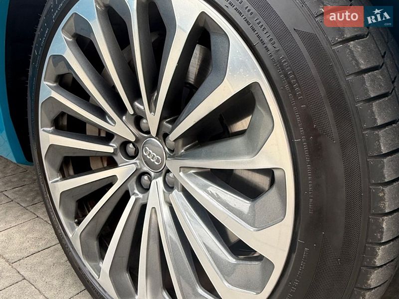 Внедорожник / Кроссовер Audi e-tron 2019 в Львове